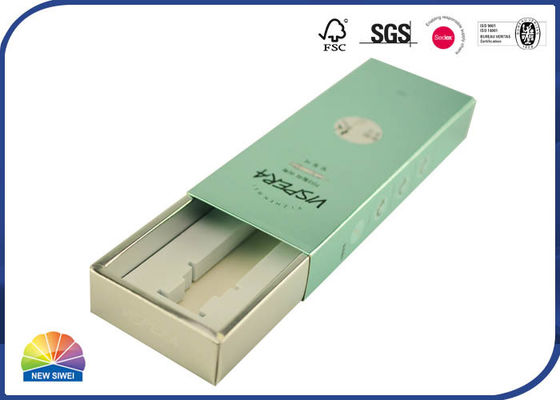 化粧品の注文のマッチはエヴァの泡の挿入物と包む銀製のボール紙の袖を囲む